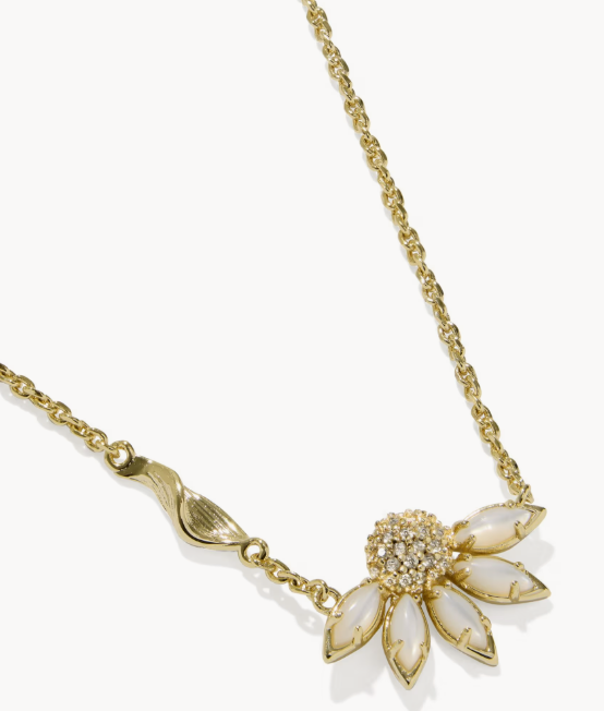 Anya Flower Gold Short Pendant Necklace